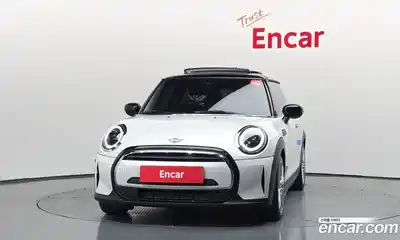 Mini Cooper 2023 1.5 гидро в Москве № 2132018, миниатюра 3