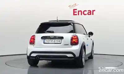 Mini Cooper 2023 1.5 гидро в Москве № 2132018, миниатюра 4