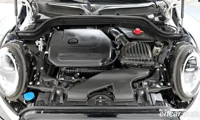Mini Cooper 2023 1.5 гидро в Москве № 2132018, миниатюра 6