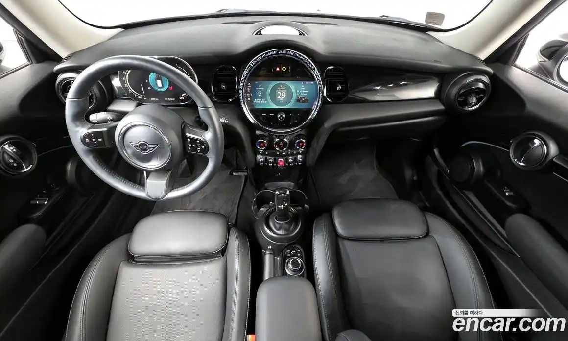 Mini Cooper 2023 1.5 гидро в Москве № 2132018, фото 7