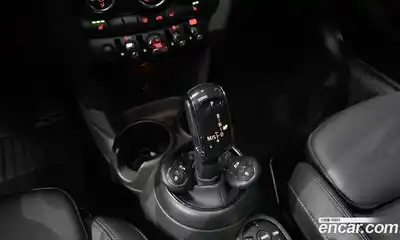 Mini Cooper 2019 1.5 гидро в Москве № 2132021, миниатюра 12
