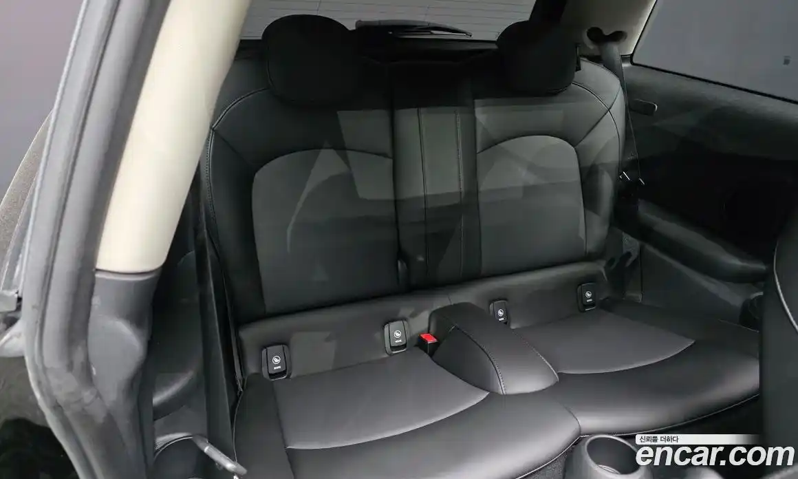 Mini Cooper 2019 1.5 гидро в Москве № 2132021, фото 18