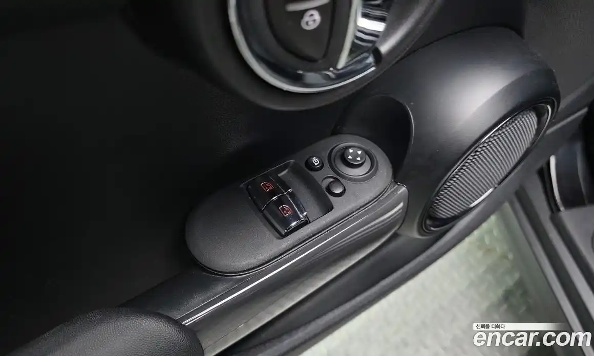 Mini Cooper 2019 1.5 гидро в Москве № 2132021, фото 24