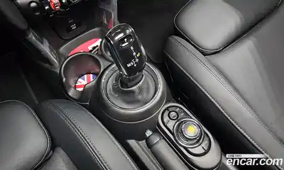 Mini Cooper 2021 1.5 гидро в Москве № 2132043, миниатюра 11