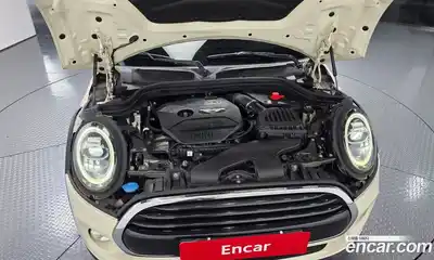 Mini Cooper 2019 1.5 гидро в Москве № 2132051, миниатюра 6