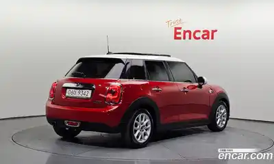 Mini Cooper 2016 1.5 гидро в Москве № 2132091, миниатюра 2