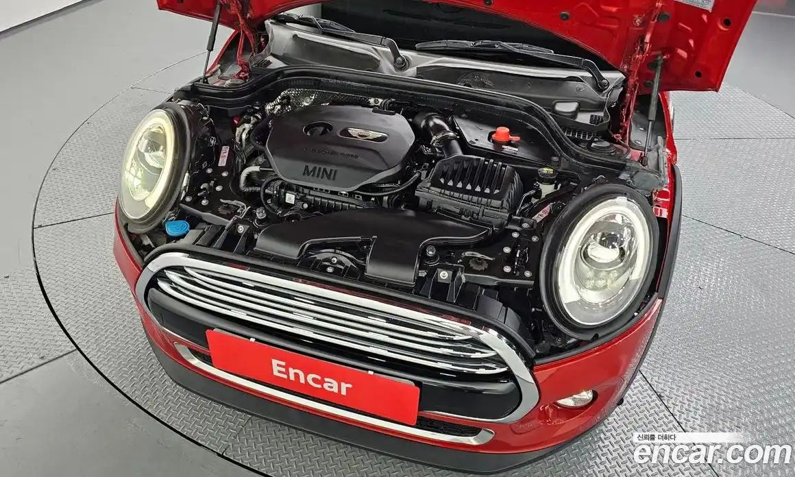 Mini Cooper 2016 1.5 гидро в Москве № 2132091, фото 6