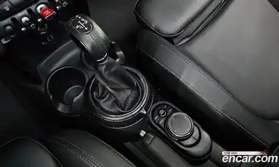 Mini Cooper 2016 1.5 гидро в Москве № 2132091, миниатюра 9