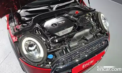 Mini Cooper 2015 2.0 гидро в Москве № 2132093, миниатюра 5
