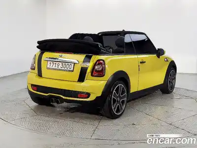 Mini Cooper Convertible 2009 1.6 гидро в Москве № 2132133, миниатюра 8