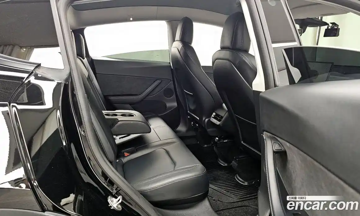Tesla Model Y 2022 0.2 гидро, фото 18