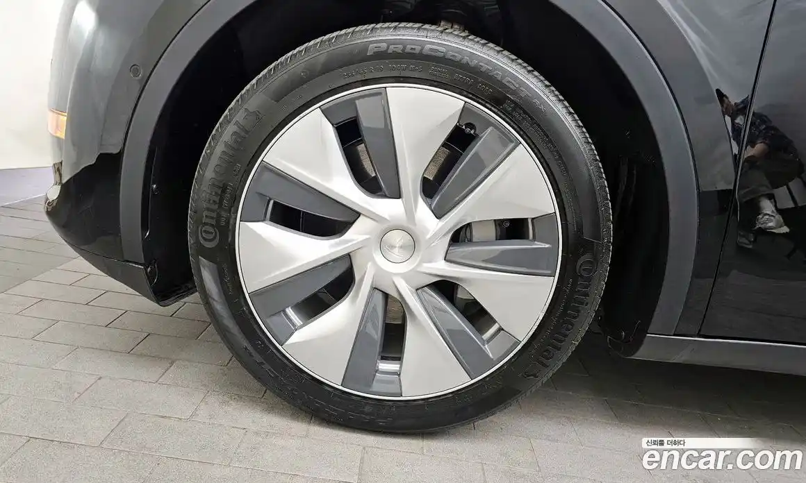 Tesla Model Y 2022 0.2 гидро, фото 5