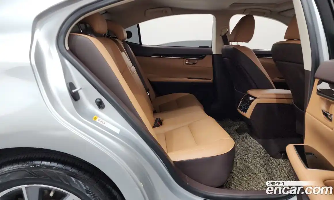 Lexus ES 2018 2.5 гидро в Москве № 2132322, фото 17