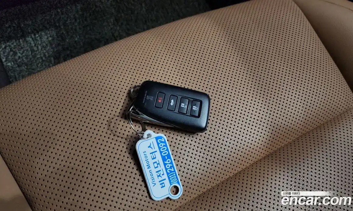 Lexus ES 2018 2.5 гидро в Москве № 2132322, фото 20