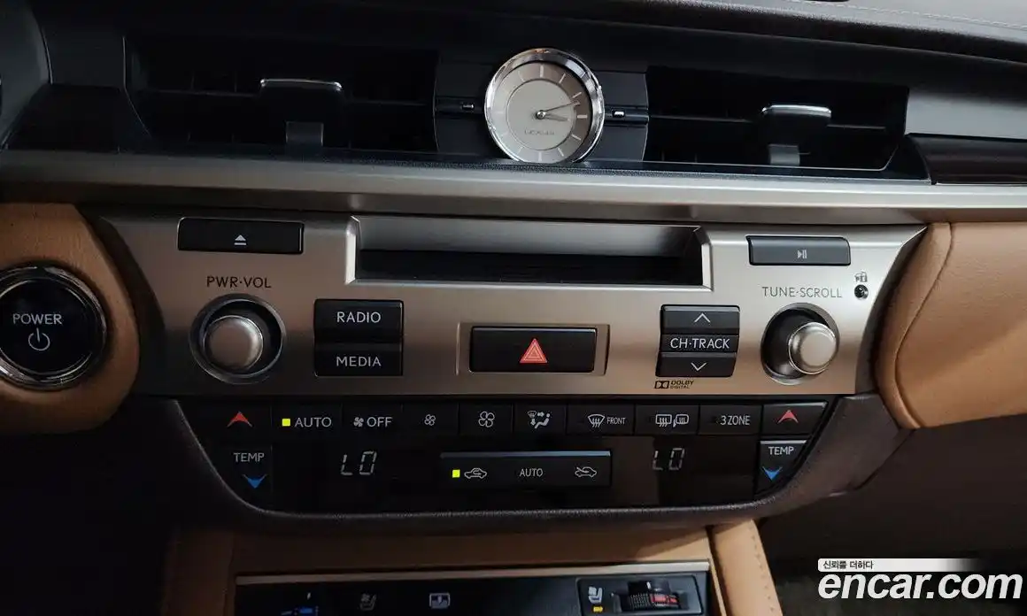 Lexus ES 2018 2.5 гидро в Москве № 2132322, фото 31