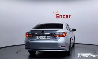 Lexus ES 2018 2.5 гидро в Москве № 2132322, миниатюра 4