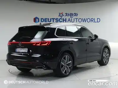 Volkswagen Touareg 2024 3.0 гидро в Москве № 2132386, миниатюра 2