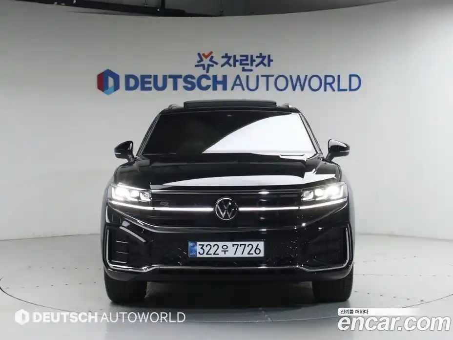 Volkswagen Touareg 2024 3.0 гидро в Москве № 2132386, фото 3