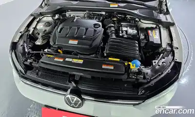 Volkswagen Golf 2024 2.0 гидро в Москве № 2132407, миниатюра 6