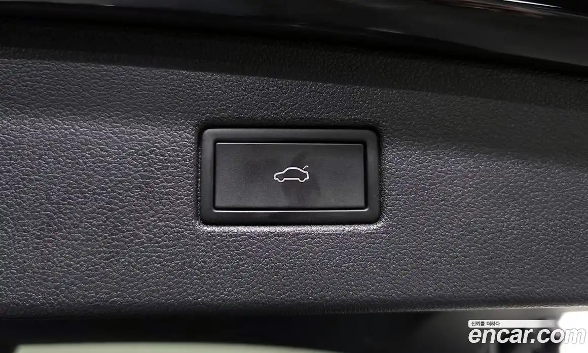 Volkswagen Tiguan 2021 2.0 гидро в Москве № 2132413, фото 27