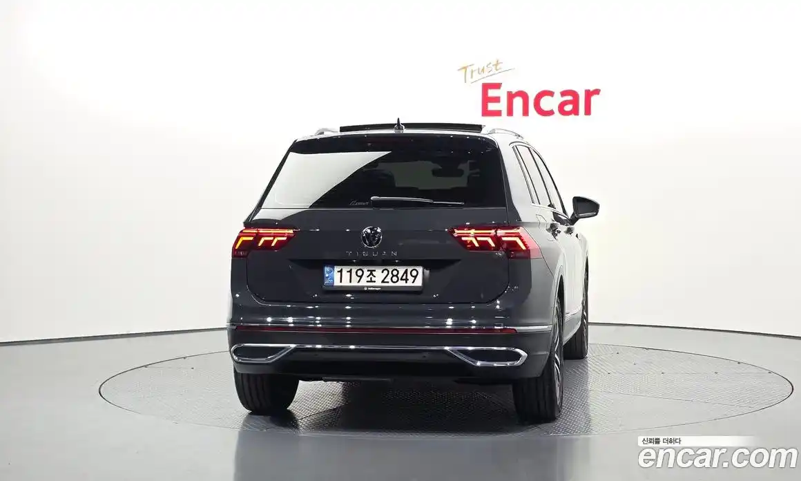 Volkswagen Tiguan 2021 2.0 гидро в Москве № 2132413, фото 4