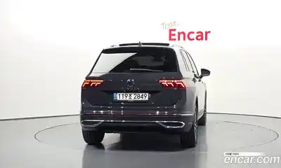 Volkswagen Tiguan 2021 2.0 гидро в Москве № 2132413, миниатюра 4