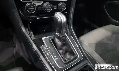 Volkswagen Golf 2016 2.0 гидро в Москве № 2132452, миниатюра 9