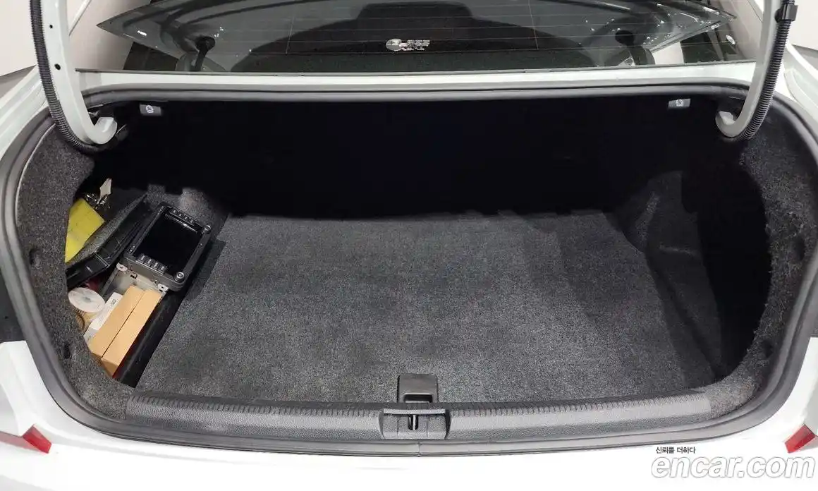 Volkswagen Passat 2016 1.8 гидро в Москве № 2132510, фото 18