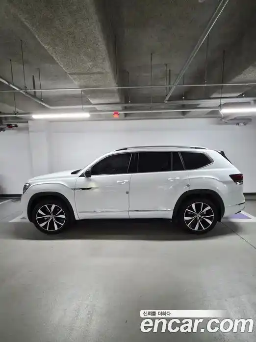 Volkswagen Atlas 2025 2.0 гидро в Москве № 2132558, фото 3