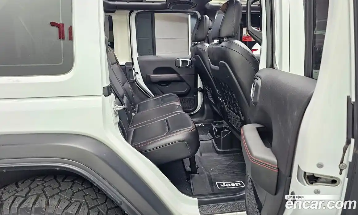 Jeep Wrangler 2021 2.0 гидро в Москве № 2132702, фото 11