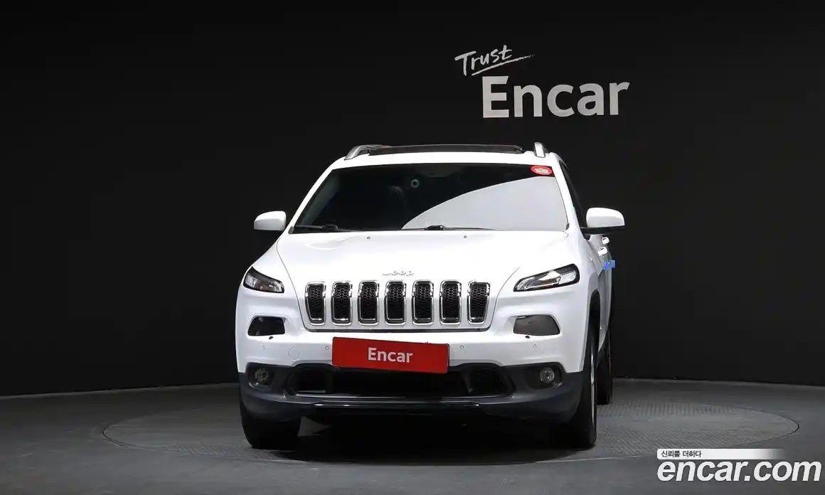 Jeep Cherokee 2015 2.0 гидро в Москве № 2132787, фото 3