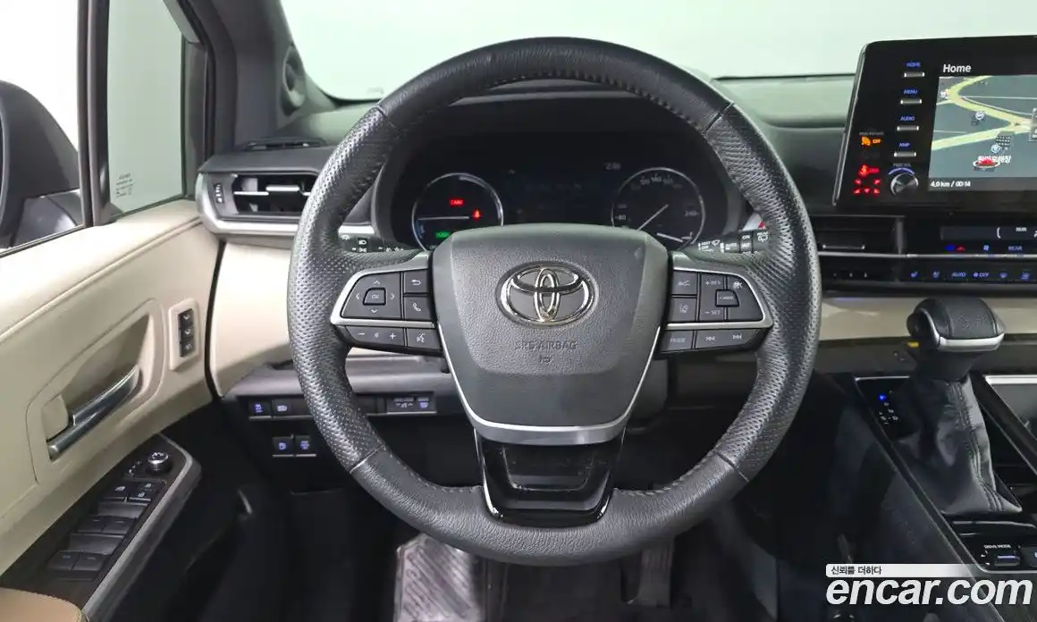 Toyota Sienna 2021 2.5 гидро в Москве № 2132960, фото 19
