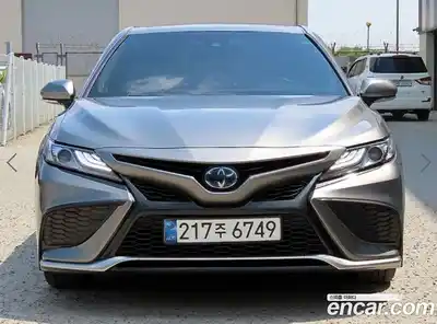 Toyota Camry 2.5 XSE Hybrid