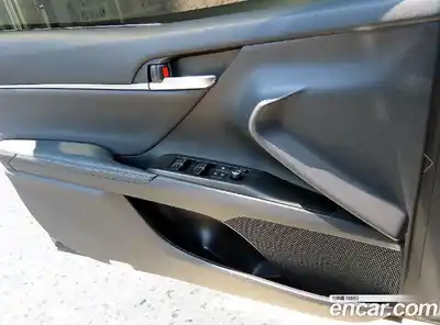 Toyota Camry 2024 2.5 вариатор в Москве № 2133172, миниатюра 11