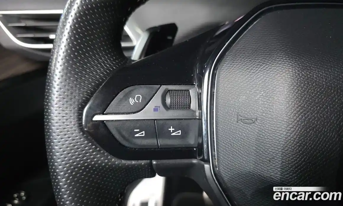 Peugeot 5008 2022 1.2 гидро в Москве, фото 27