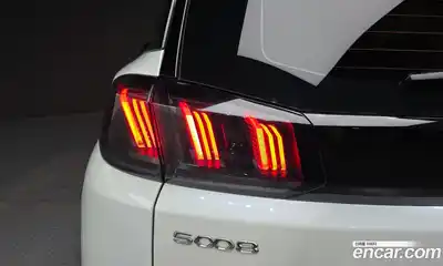 Peugeot 5008 2022 1.2 гидро в Москве, миниатюра 9