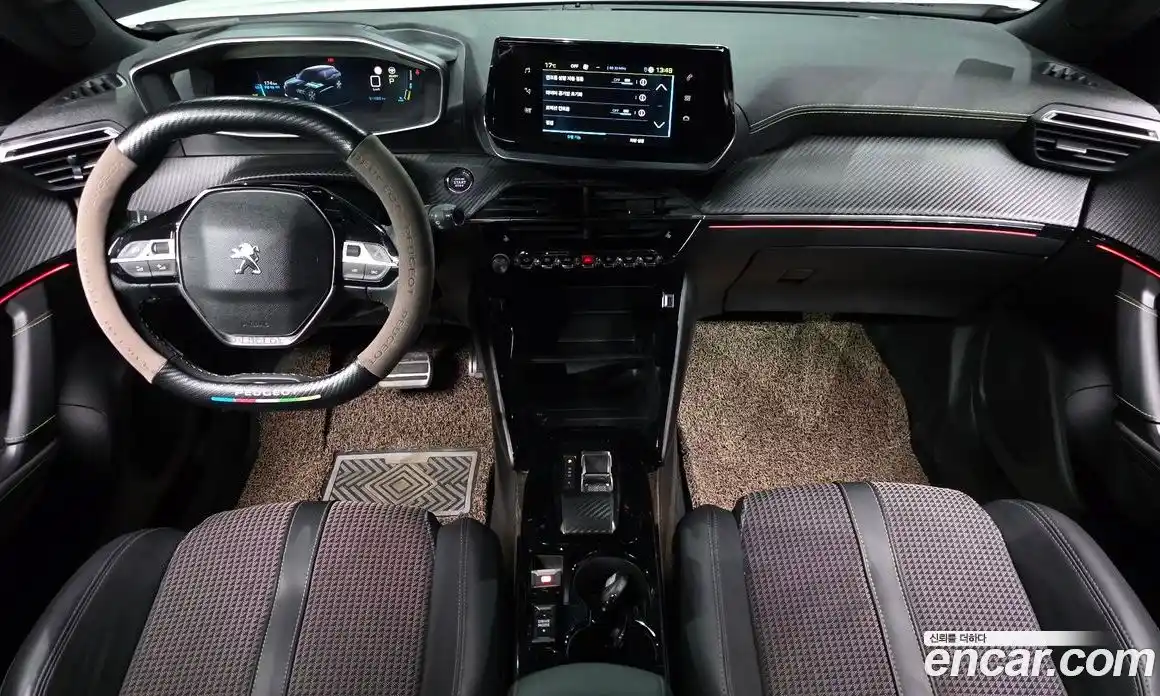 Peugeot 2008 2022 0.1 гидро в Москве, фото 11
