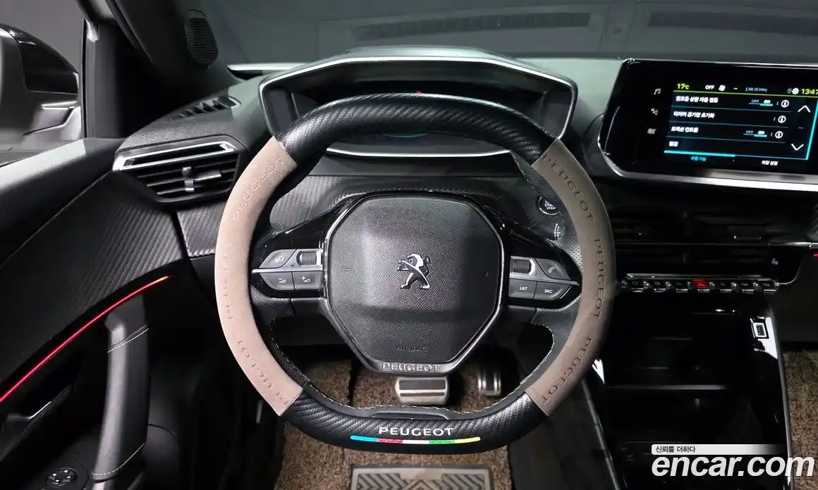 Peugeot 2008 2022 0.1 гидро в Москве, фото 10