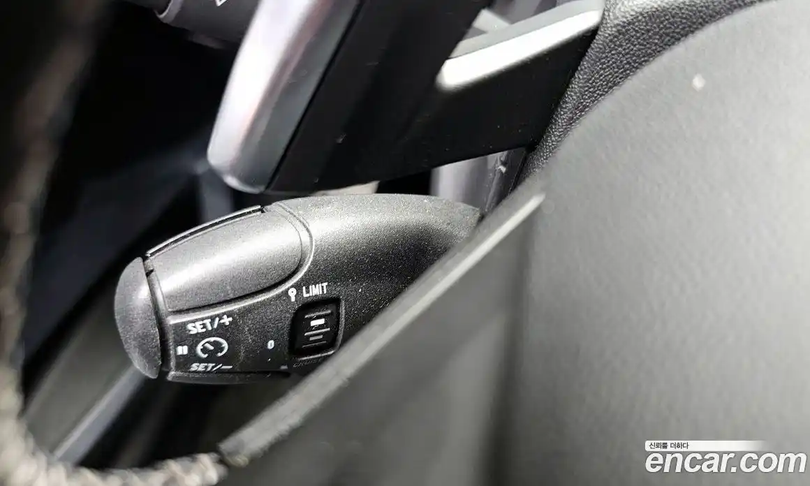 Peugeot 2008 2017 1.6 гидро в Москве, фото 17