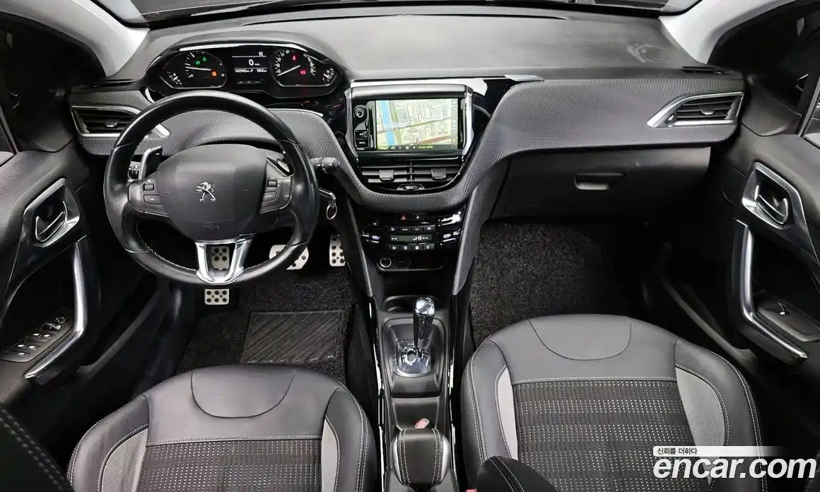 Peugeot 2008 2017 1.6 гидро в Москве, фото 7