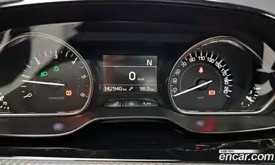 Peugeot 2008 2017 1.6 гидро в Москве, миниатюра 8