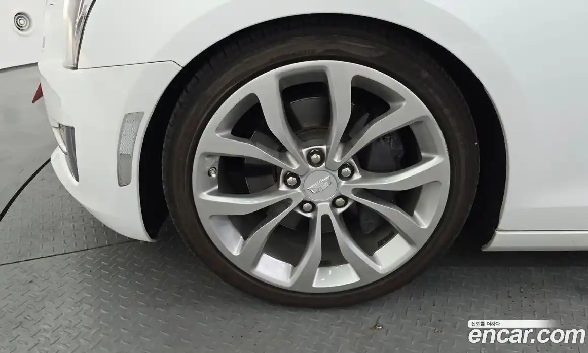 Cadillac ATS 2015 2.0 гидро в Москве № 2134449, фото 5