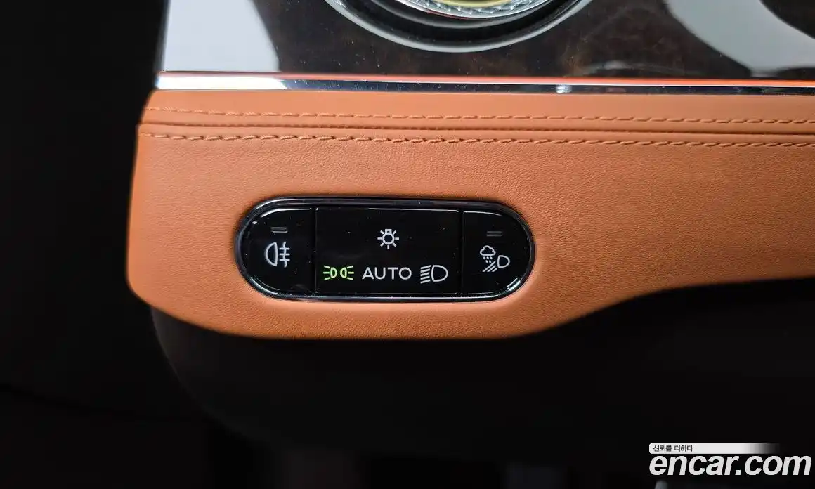 Bentley Continental 2022 4.0 гидро, фото 18