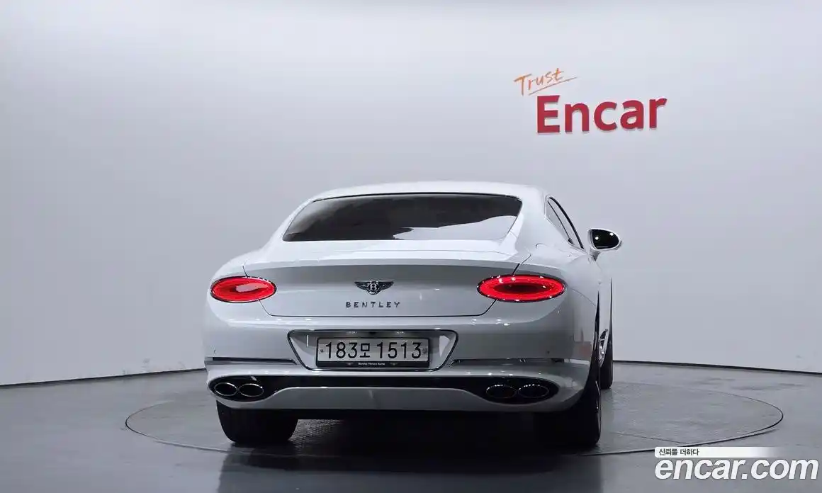 Bentley Continental 2022 4.0 гидро, фото 4