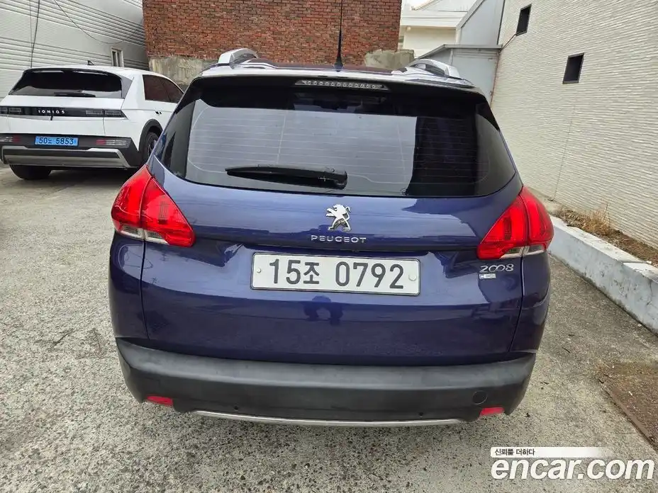 Peugeot 2008 2015 1.6 гидро в Москве, фото 4