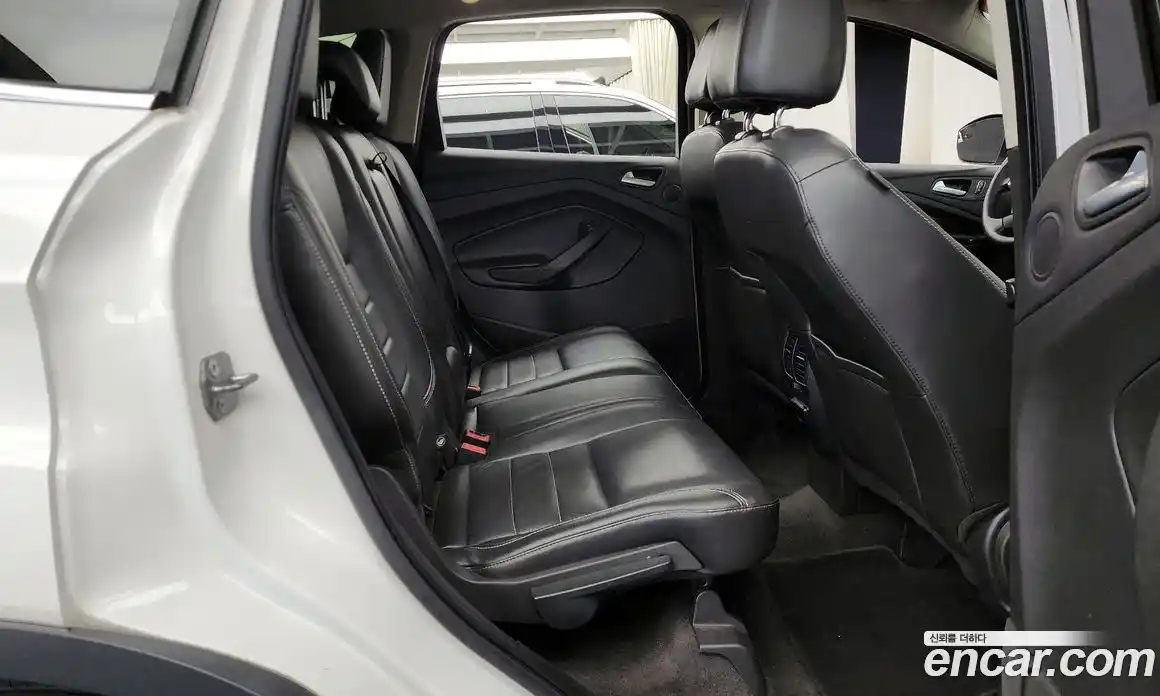 Ford Escape 2014 2.0 гидро в Москве № 255666, фото 12