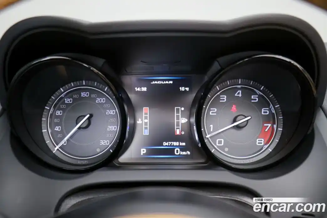 Jaguar F-Type 2015 5.0 гидро в Москве № 255999, фото 12