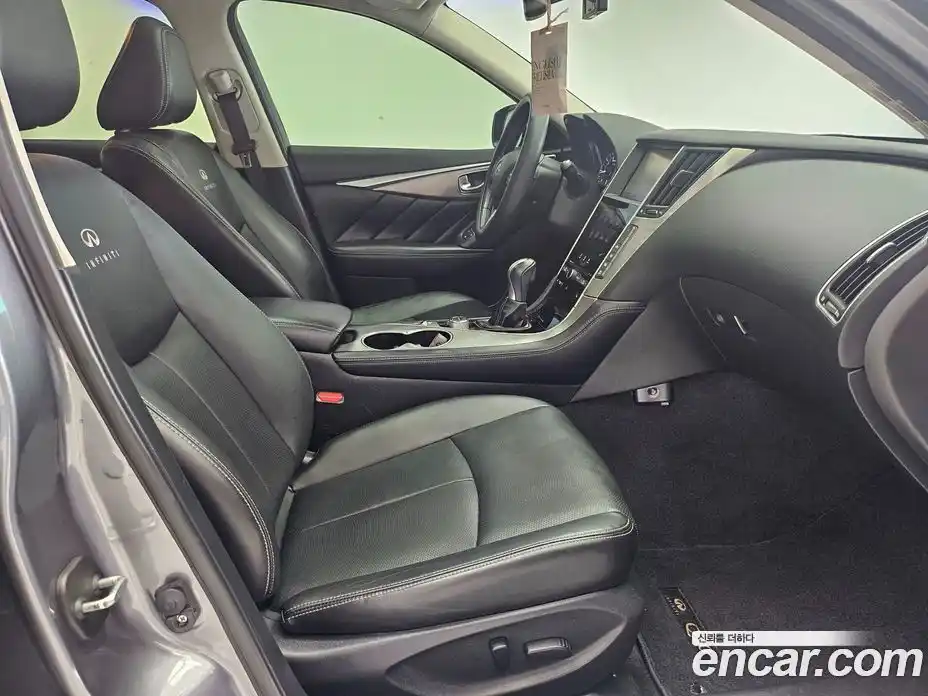 Infiniti Q50 2015 2.1 гидро в Москве № 258783, фото 11