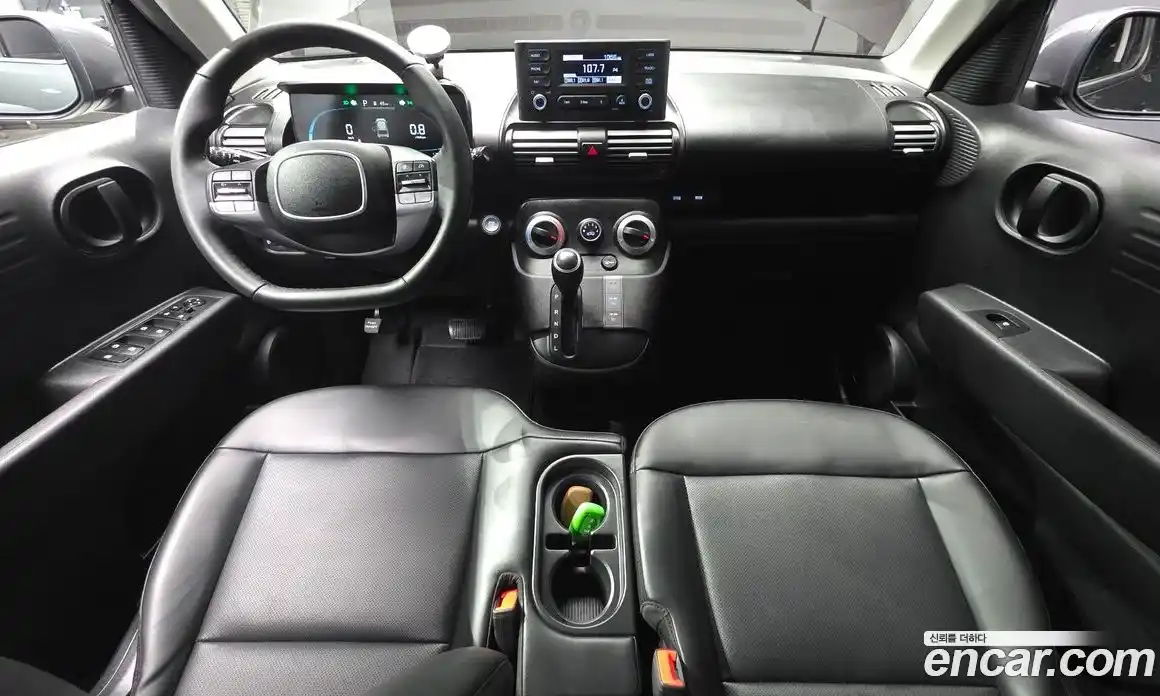 Hyundai Casper 2024 1.0 гидро в Москве № 86937, фото 7