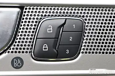 Ford Explorer 2023 2.3 гидро в Москве № 897023, миниатюра 11